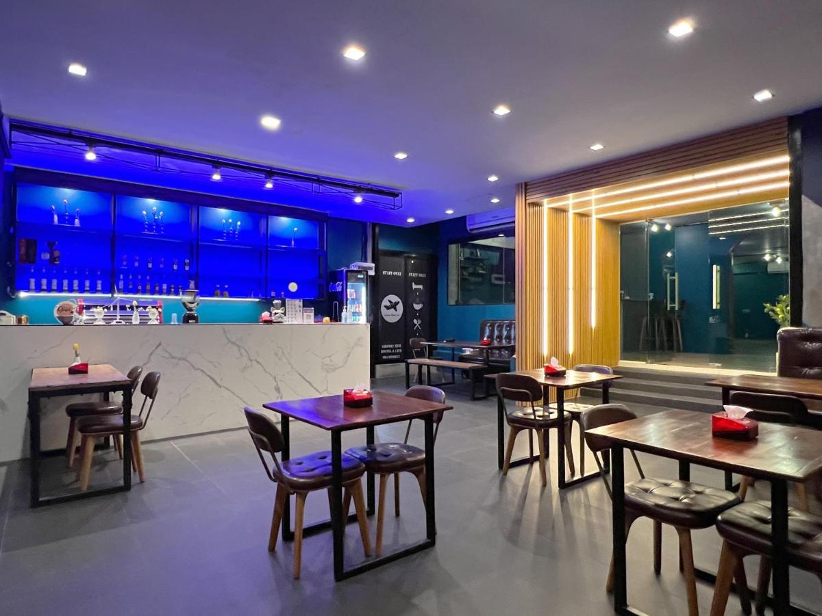 Airport Mini Hostel At Don Muang Airport Bangkok Exterior photo